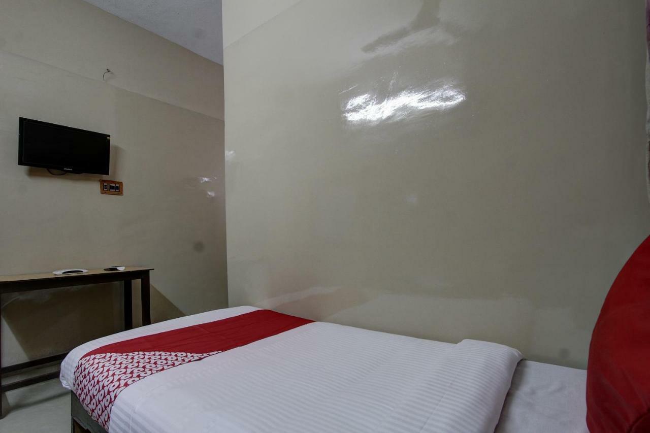 Oyo 44419 Syed Park Residency Hotel Tirunelveli Phòng bức ảnh